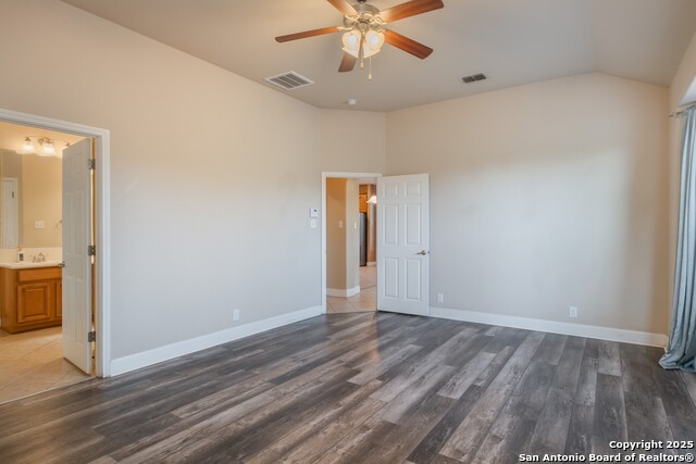 Image 19 of 66 For 3331 Brooktree Ct