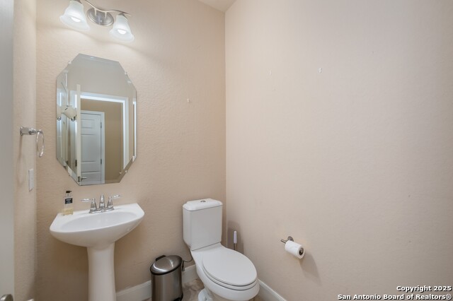 Image 25 of 66 For 3331 Brooktree Ct