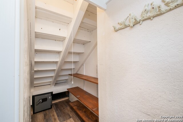 Image 26 of 66 For 3331 Brooktree Ct