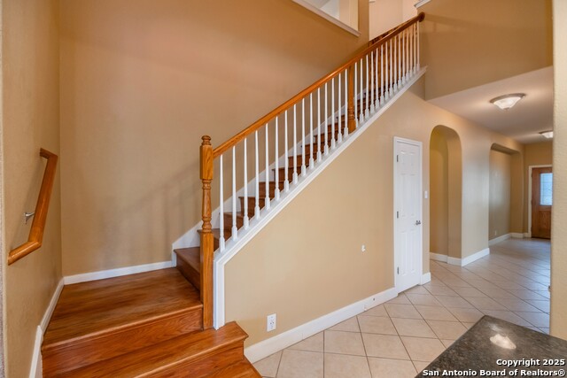 Image 27 of 66 For 3331 Brooktree Ct