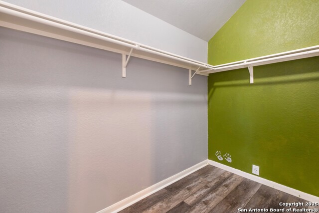 Image 35 of 66 For 3331 Brooktree Ct