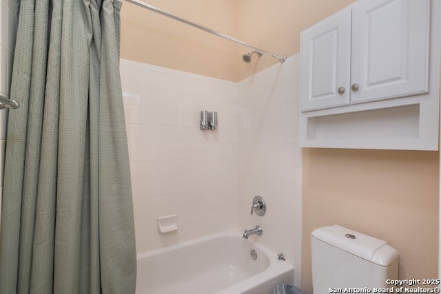 Image 37 of 66 For 3331 Brooktree Ct