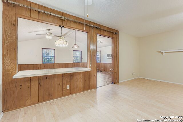 Image 11 of 28 For 10802 Green Heights Street