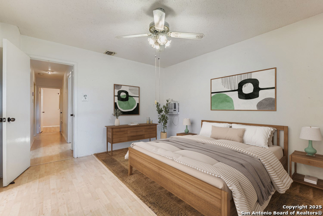 Image 16 of 28 For 10802 Green Heights Street