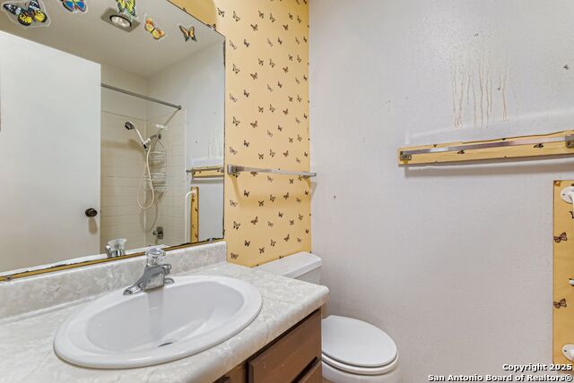 Image 23 of 28 For 10802 Green Heights Street