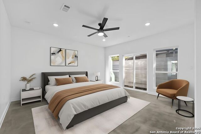 Image 9 of 34 For 106 Bank St  102