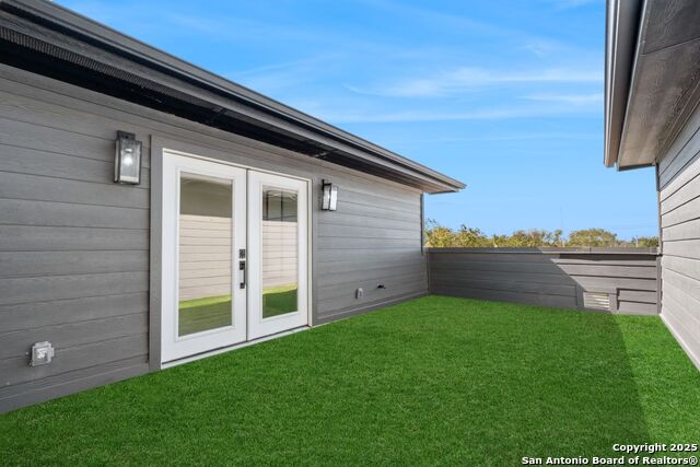 Image 29 of 34 For 106 Bank St  103