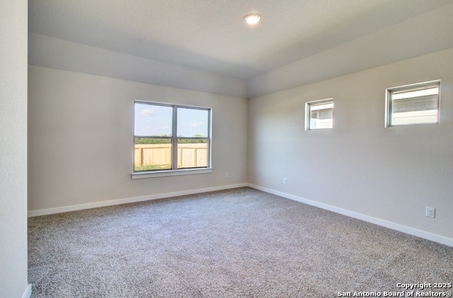 Image 14 of 28 For 2418 White Daisy Hill