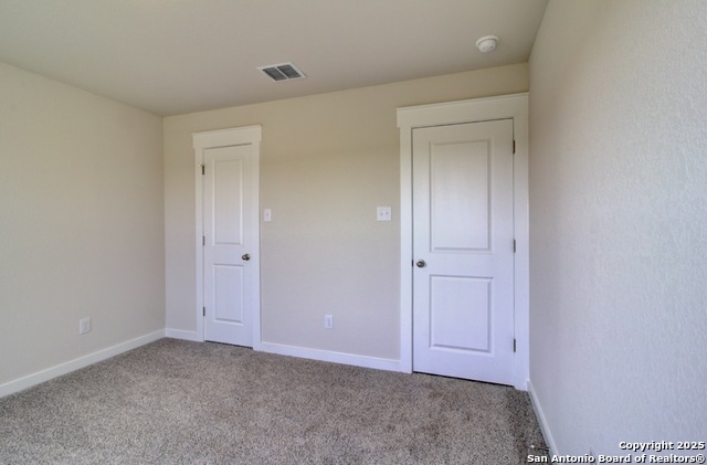 Image 4 of 28 For 2418 White Daisy Hill