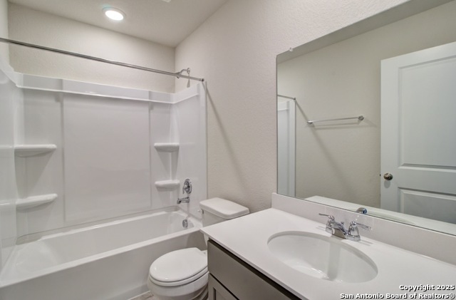 Image 5 of 28 For 2418 White Daisy Hill