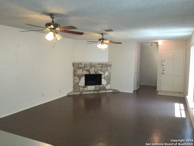 Image 7 of 12 For 8435 Cranberry Hill 1