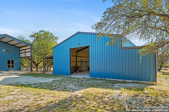 Listing photo id 1 for 144 County Road 7725