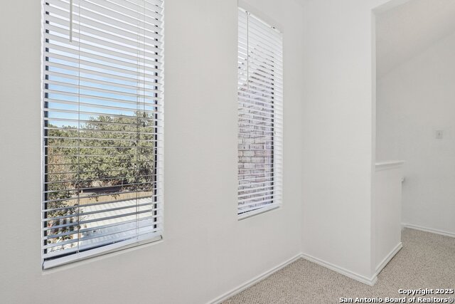 Image 20 of 33 For 11001 Wurzbach  405