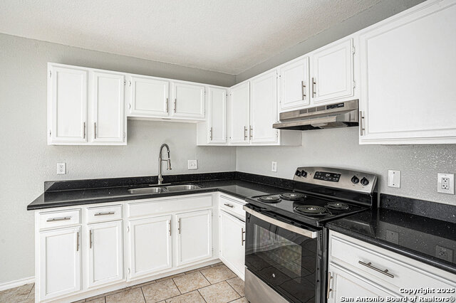 Image 11 of 28 For 10023 Amber Field