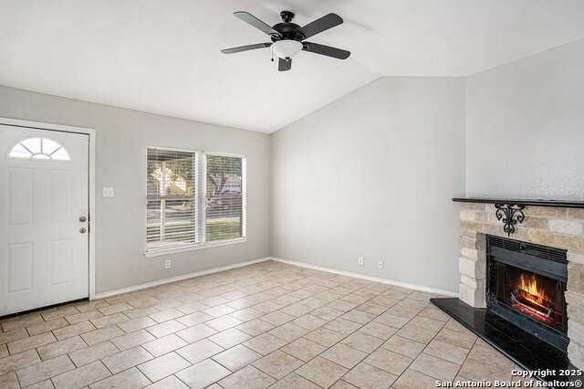 Image 4 of 28 For 10023 Amber Field