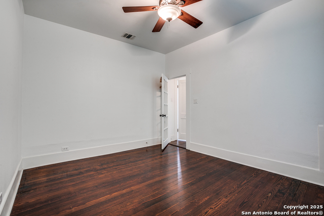 Image 22 of 36 For 230 Normandy