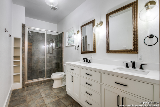 Image 24 of 36 For 230 Normandy