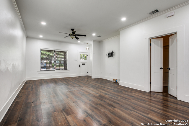 Image 27 of 36 For 230 Normandy