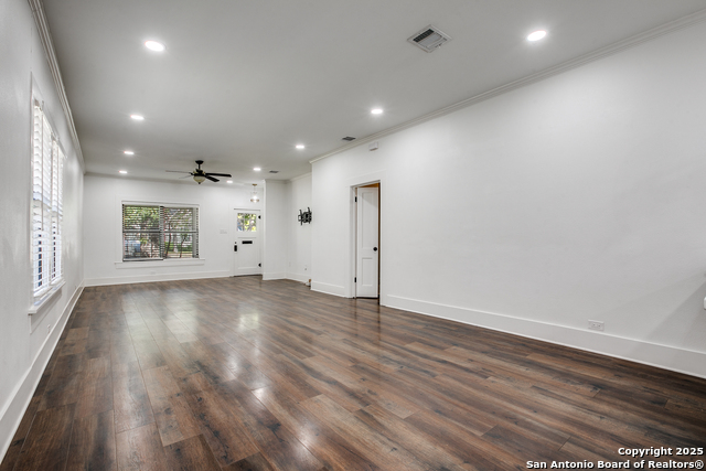 Image 28 of 36 For 230 Normandy