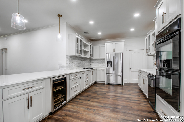 Image 5 of 36 For 230 Normandy