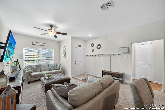 Image 11 of 27 For 11827 Davalos