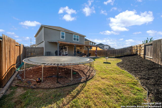 Image 25 of 27 For 11827 Davalos