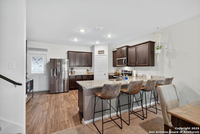 Image 8 of 27 For 11827 Davalos