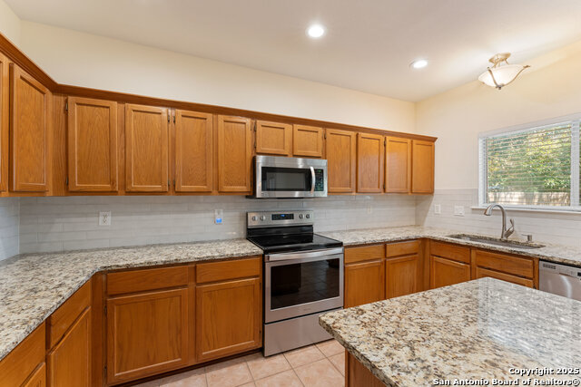 Image 14 of 32 For 12230 Stable Pass