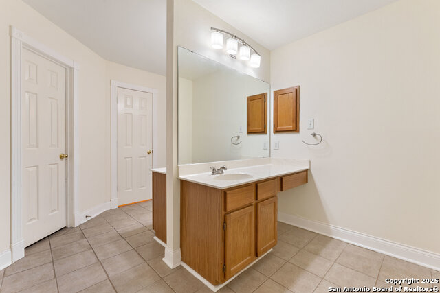 Image 18 of 32 For 12230 Stable Pass