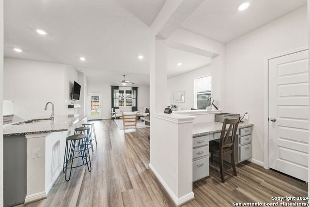 Image 5 of 18 For 12939 Mayowa St