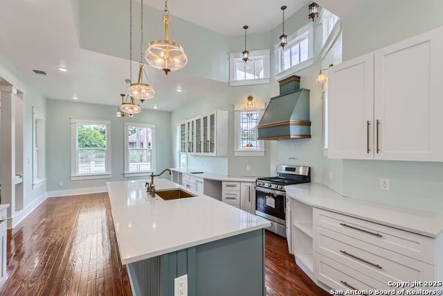 Image 13 of 50 For 515 Highland Blvd W