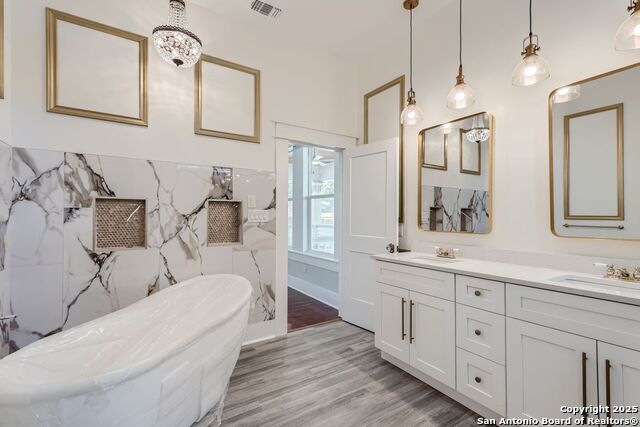 Image 19 of 50 For 515 Highland Blvd W