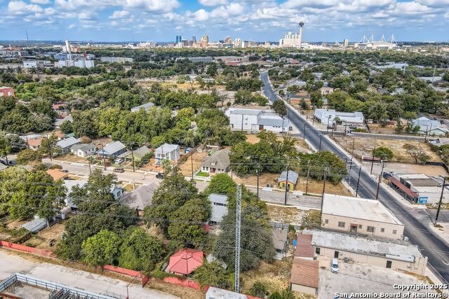 Image 31 of 50 For 515 Highland Blvd W