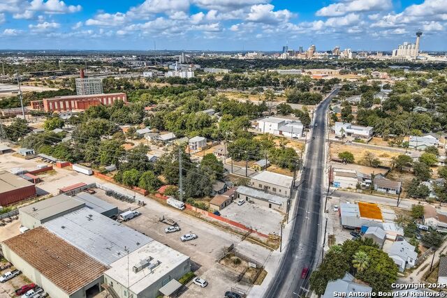 Image 33 of 50 For 515 Highland Blvd W