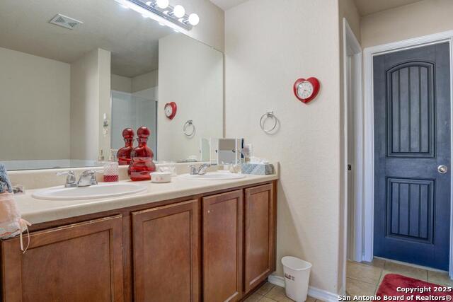 Image 18 of 29 For 8222 Radiant Star