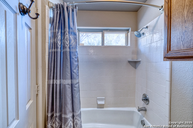 Image 21 of 53 For 1876 County Road 400