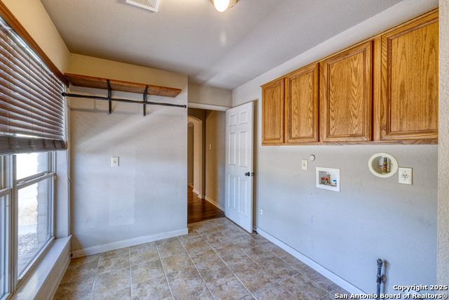 Image 24 of 53 For 1876 County Road 400