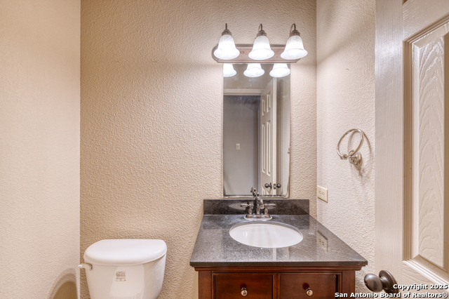 Image 25 of 53 For 1876 County Road 400