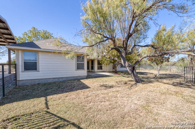 Image 34 of 53 For 1876 County Road 400