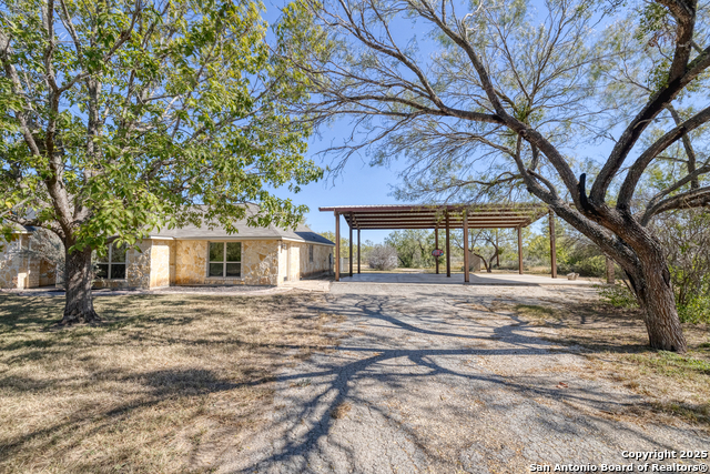 Image 37 of 53 For 1876 County Road 400