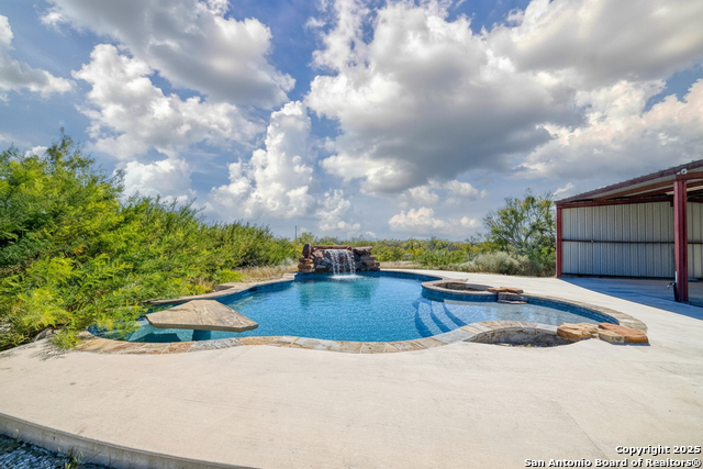 Image 40 of 53 For 1876 County Road 400