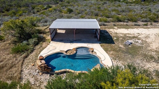 Image 45 of 53 For 1876 County Road 400