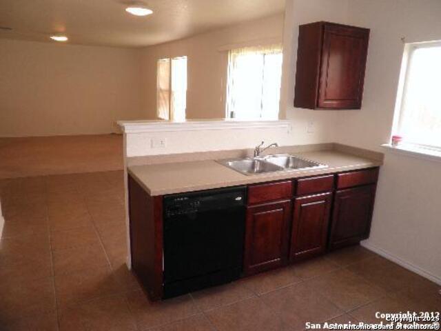 Image 5 of 19 For 9611 Copper Falls