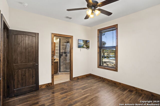 Image 22 of 50 For 3615 Riverside Dr.