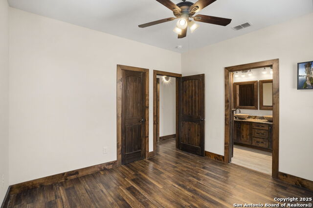 Image 30 of 50 For 3615 Riverside Dr.