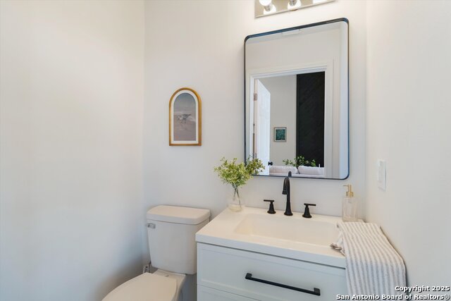 Image 18 of 35 For 8202 Brixton