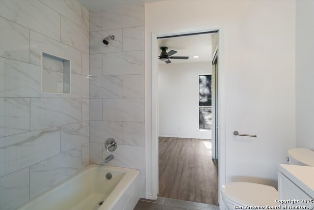 Image 22 of 35 For 8202 Brixton