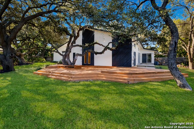 Image 32 of 35 For 8202 Brixton