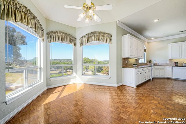 Image 19 of 65 For 305 Lakewood