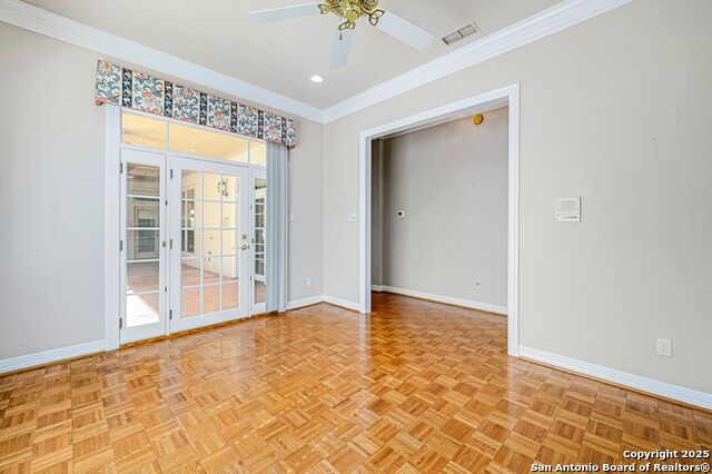 Image 30 of 65 For 305 Lakewood